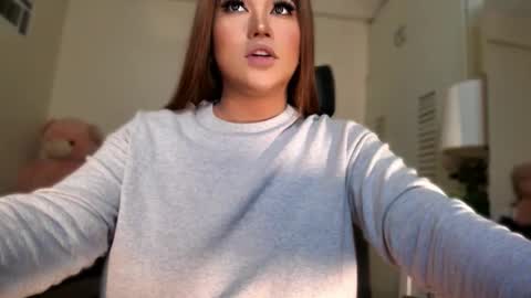 BELLA JONES online show from 02.08.26