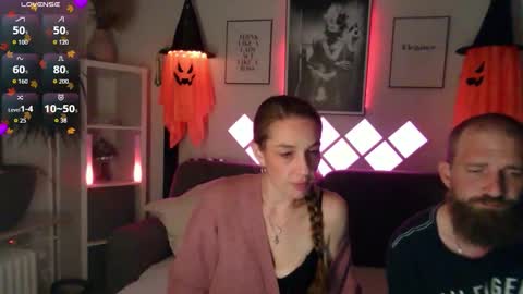 Snapshot of bellaxundxuwe chatting on 10.16.25 Bella und Uwe online show from 10.16.25