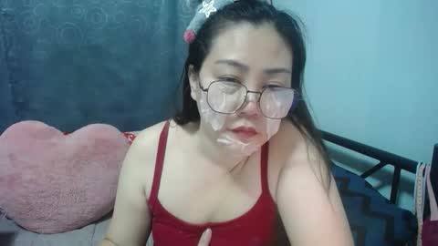 Snapshot of bellbabe chatting on 05.03.26 Bella online show from 05.03.26
