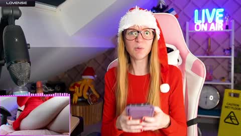 Snapshot of belle_alice chatting on 12.04.24 Alice online show from 12.04.24