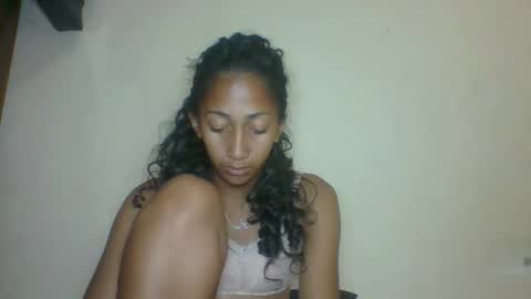 Snapshot of belle_annah chatting on 05.11.26 belle_annah online show from 05.11.26