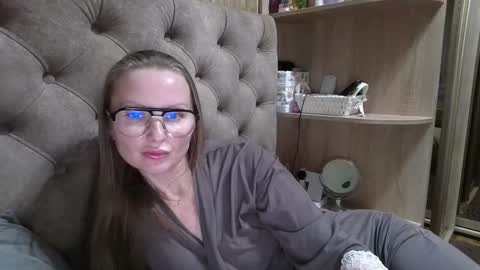 Snapshot of belleamiee chatting on 09.08.25 Amelia online show from 09.08.25