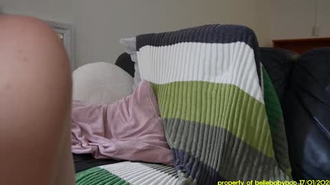 Snapshot of bellebabyboo chatting on 01.17.25 BELLE   online show from 01.17.25