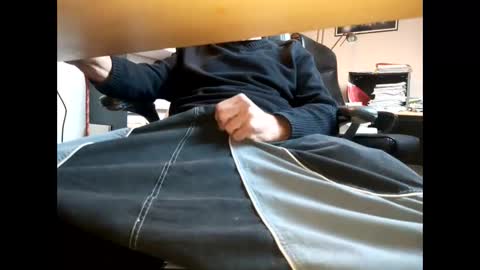 Snapshot of bellebate chatting on 11.22.25 Bellebate online show from 11.22.25