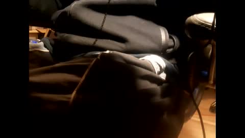 Snapshot of bellebate chatting on 12.14.25 Bellebate online show from 12.14.25