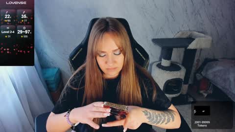 Snapshot of bellezza_ chatting on 01.15.25 Your Annabelle Wolf online show from 01.15.25