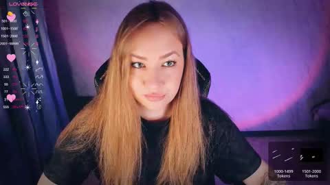 Snapshot of bellezza_ chatting on 09.09.25 Your Annabelle Wolf online show from 09.09.25