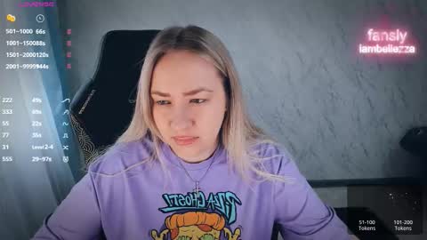 Your Annabelle Wolf  online show from 03.18.26