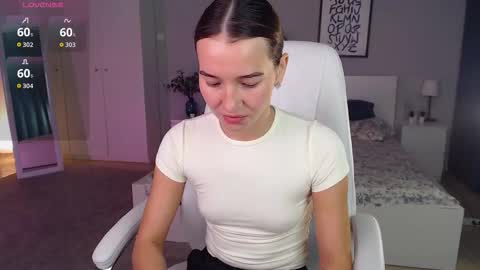 Bella online show from 10.10.25