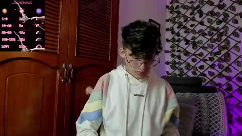 Neon online show from 12.19.25