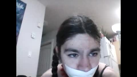 Snapshot of bellsighlent chatting on 02.10.25 Belle online show from 02.10.25