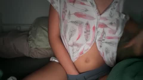 Snapshot of bellybabydoll chatting on 01.16.26 bellybabydoll online show from 01.16.26