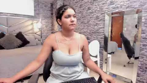 Belly online show from 10.08.25