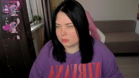 LinaBoo online show from 12.01.25