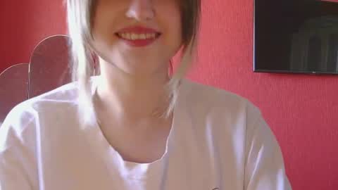 Snapshot of belovedmary chatting on 05.23.26 belovedmary online show from 05.23.26