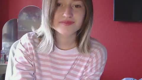Snapshot of belovedmary chatting on 06.27.26 belovedmary online show from 06.27.26