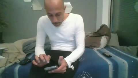 Snapshot of benbare13 chatting on 02.05.25 benbare13 online show from 02.05.25