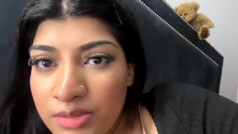 Snapshot of bengalibaddie7_x chatting on 05.22.26 bengalibaddie7_x online show from 05.22.26