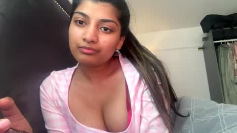 Snapshot of bengalibaddie7_x chatting on 07.18.26 bengalibaddie7_x online show from 07.18.26