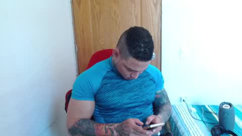 Snapshot of benjamin_isaac chatting on 09.15.25 benjamin_isaac online show from 09.15.25