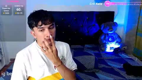 Snapshot of benji_hoter chatting on 07.04.26 Benji Hoter online show from 07.04.26