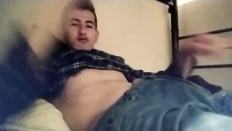 Snapshot of bennivanni chatting on 02.15.25 bennivanni online show from 02.15.25