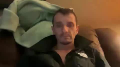 Snapshot of bennymn chatting on 03.07.26 benny and innocentvixon online show from 03.07.26