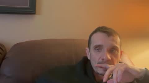 Snapshot of bennymn chatting on 03.08.26 benny and innocentvixon online show from 03.08.26