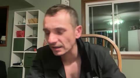 Snapshot of bennymn chatting on 04.11.26 benny and innocentvixon online show from 04.11.26