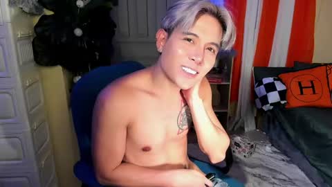 Snapshot of bentlyfuck chatting on 07.10.26 bentlyfuck online show from 07.10.26