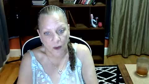 Snapshot of bentmountain chatting on 03.09.26 DeniseDavid online show from 03.09.26