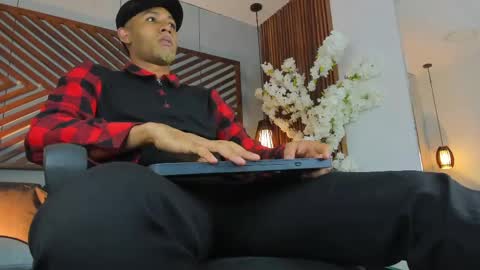 Snapshot of bento_fox chatting on 05.05.26 bento_fox online show from 05.05.26