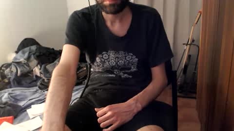 Snapshot of berceuse111 chatting on 04.29.26 berceuse111 online show from 04.29.26