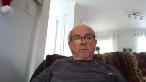 bernard1102 online show from 12.18.24