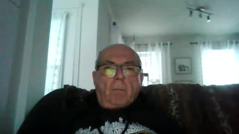 bernard1102 online show from 02.17.26