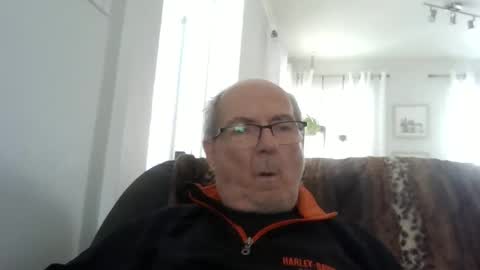 bernard1102 online show from 04.06.26