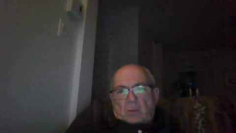 Snapshot of bernard1102 chatting on 05.22.26 bernard1102 online show from 05.22.26