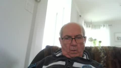 Snapshot of bernard1102 chatting on 06.19.26 bernard1102 online show from 06.19.26