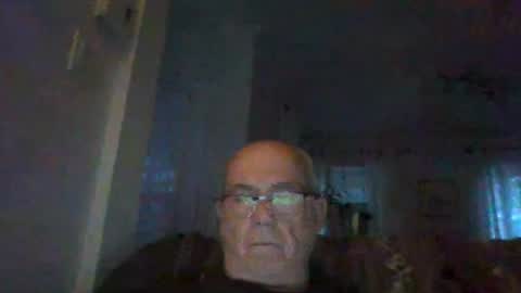 Snapshot of bernard1102 chatting on 07.14.26 bernard1102 online show from 07.14.26