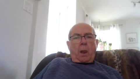 Snapshot of bernard1102 chatting on 07.16.26 bernard1102 online show from 07.16.26