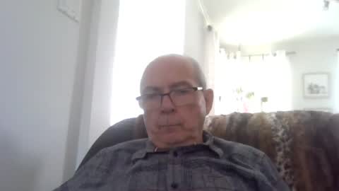 Snapshot of bernard1102 chatting on 07.19.26 bernard1102 online show from 07.19.26