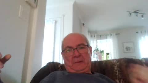 Snapshot of bernard1102 chatting on 07.20.26 bernard1102 online show from 07.20.26