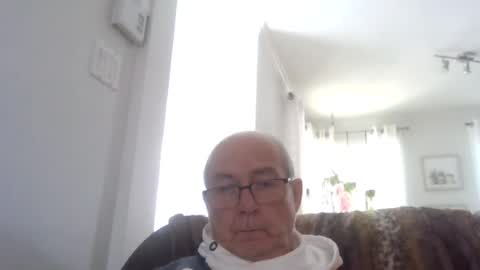 Snapshot of bernard1102 chatting on 07.21.26 bernard1102 online show from 07.21.26