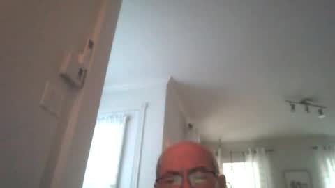 Snapshot of bernard1102 chatting on 07.26.26 bernard1102 online show from 07.26.26