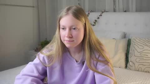 Snapshot of berniedelamora chatting on 03.22.26 Mira online show from 03.22.26