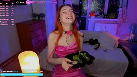 Snapshot of berrryjelly chatting on 02.14.25 Hi Im NikaComing back online on Monday 3 online show from 02.14.25