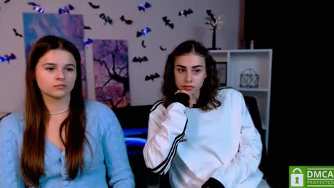 Snapshot of berry_alma chatting on 12.16.24 Alma online show from 12.16.24