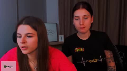 Snapshot of berry_alma chatting on 12.17.24 Alma online show from 12.17.24