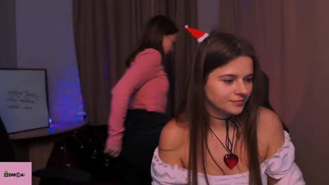 Snapshot of berry_alma chatting on 12.22.24 Alma online show from 12.22.24