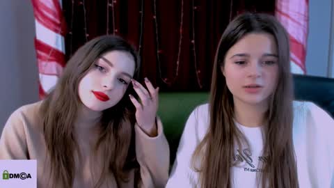 Snapshot of berry_alma chatting on 12.24.24 Alma online show from 12.24.24